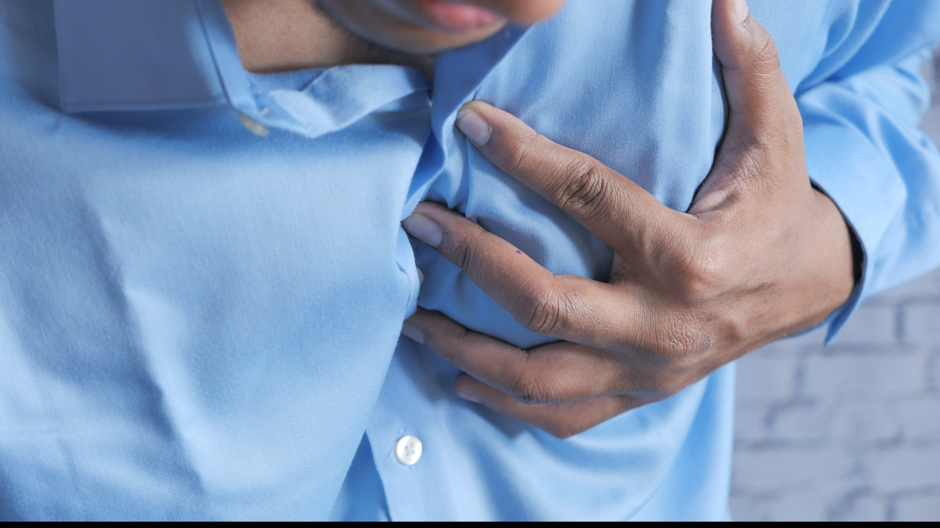 VIP транссексуал Орыс ауылындағы қарттарға арналған секс