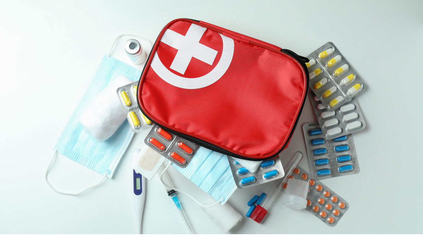 Жалаңаш Бари Алибасов сикпен Порно актриса Стейси Адамстың суреттері